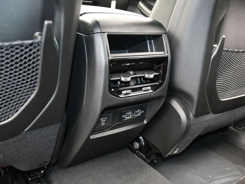 New 2025 Jeep Grand Cherokee Altitude image 29