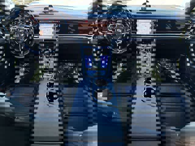 Used 2020 Porsche Panamera 4 image 12