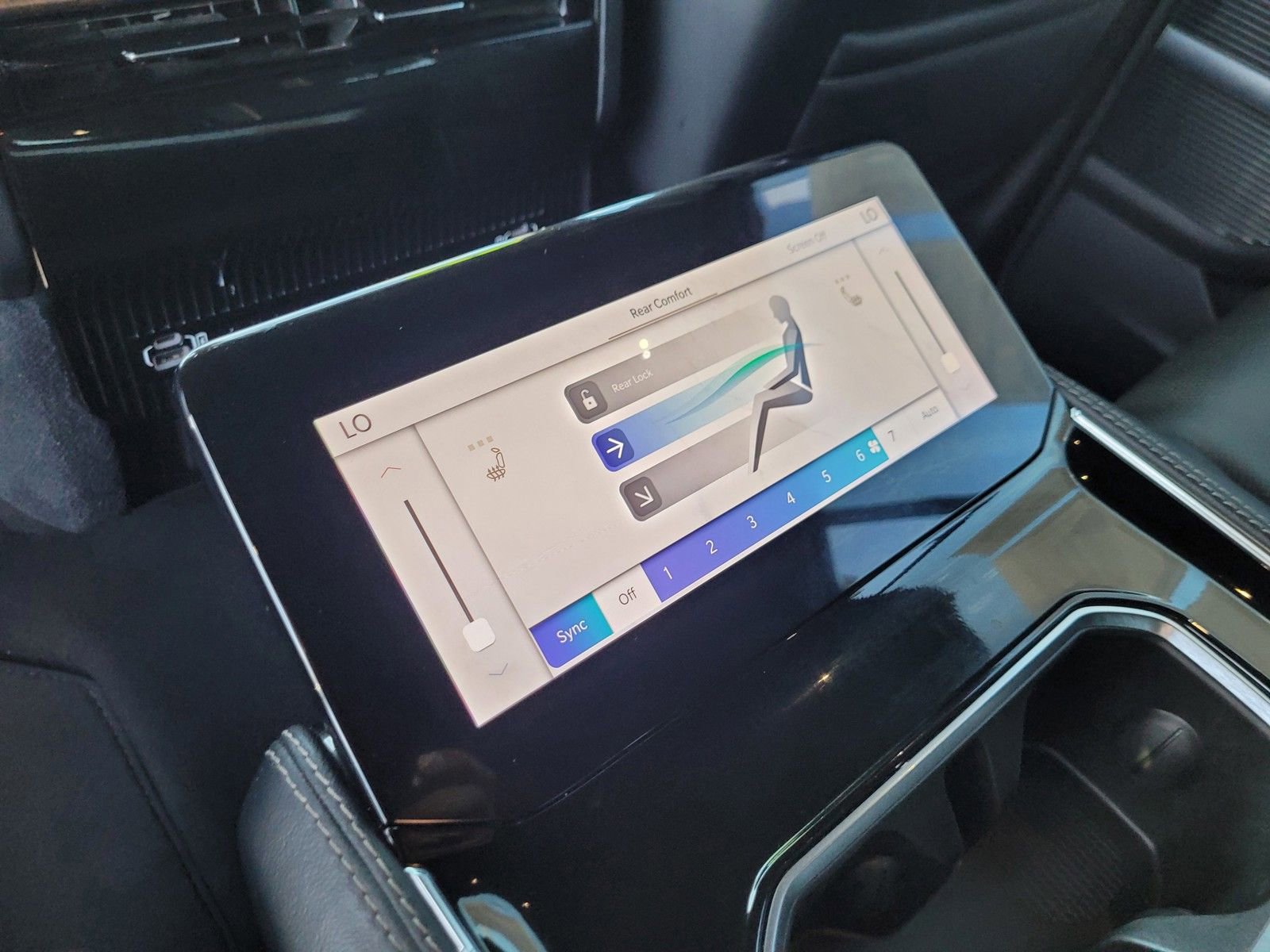 Used 2023 Jeep Grand Wagoneer L Series II image 14