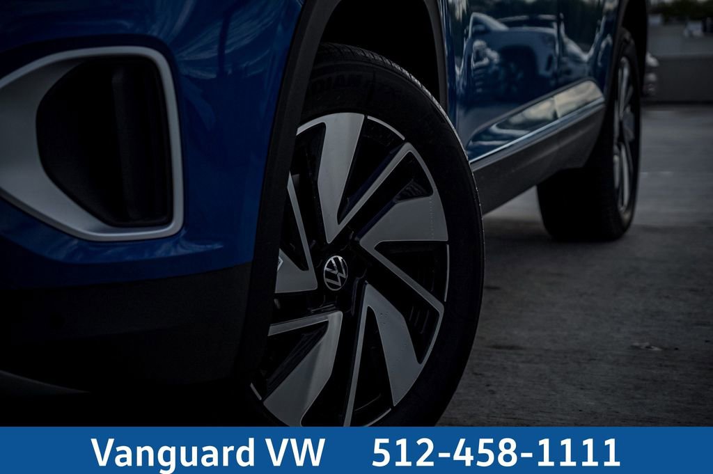 New 2026 Volkswagen Atlas SEL AWD/4WD image 2