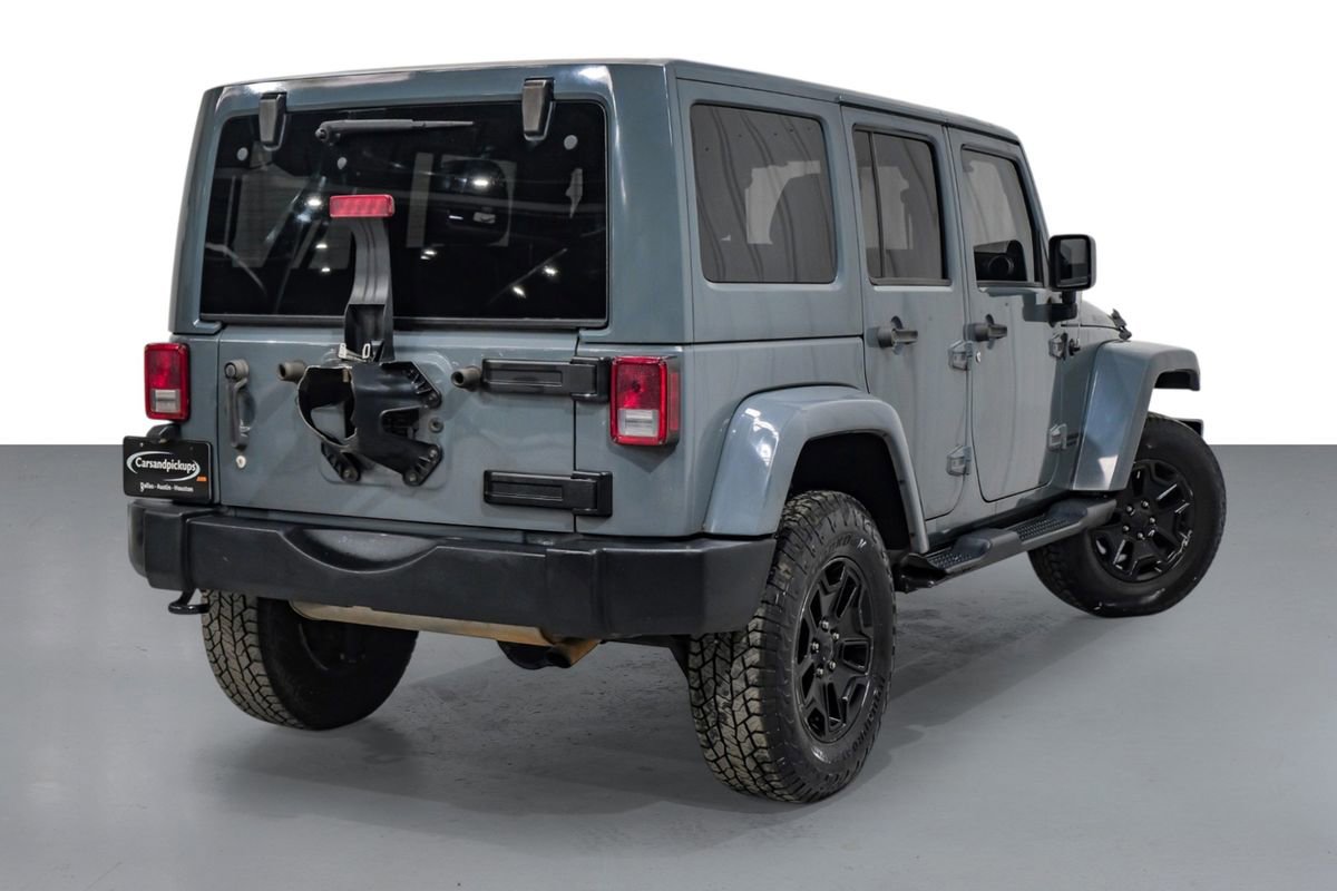 Used 2014 Jeep Wrangler Unlimited Rubicon w/ Connectivity Group image 6