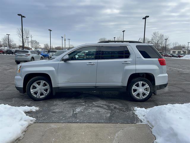 Used 2017 GMC Terrain SLE w/ Driver Alert Package I image 4