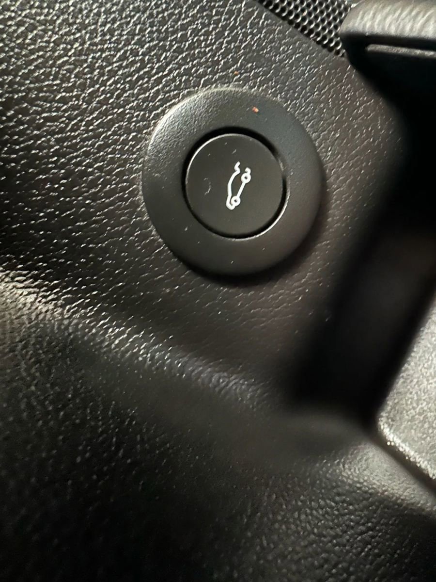 Used 2016 Cadillac XTS Vsport Platinum image 26