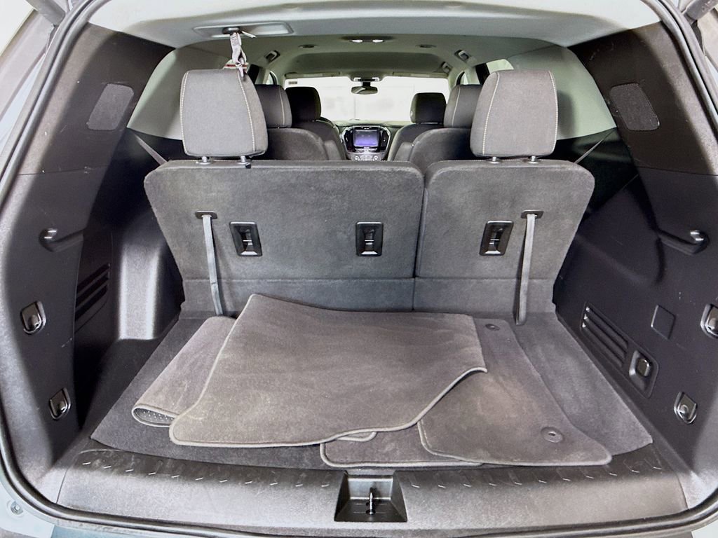 Used 2021 Chevrolet Traverse LT FWD image 28