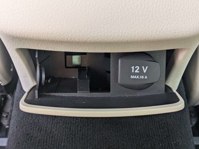 Used 2018 Mercedes-Benz E 300 image 13