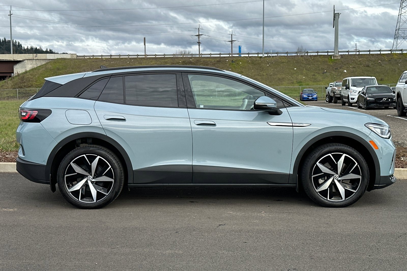 Used 2023 Volkswagen ID.4 Pro S video 2