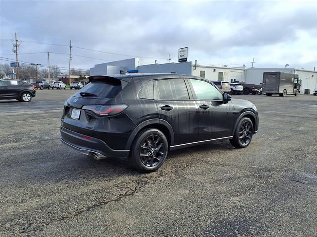 Used 2025 Honda HR-V Sport image 16