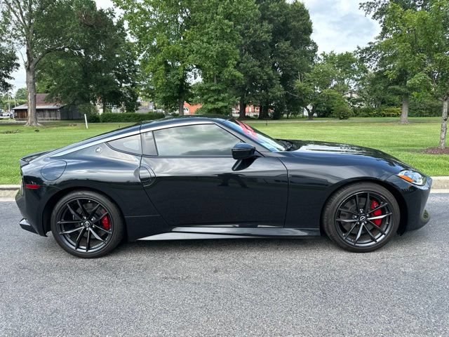 Used 2023 Nissan Z w/ Floor Mat Package (L93) RWD image 24