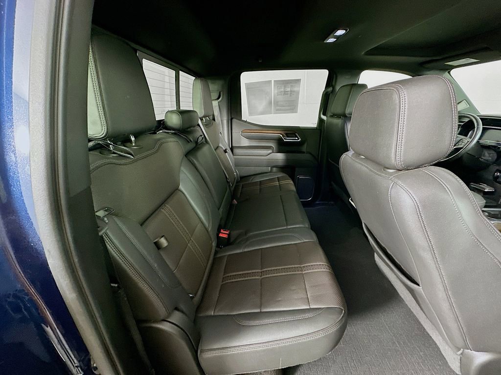 Used 2022 Chevrolet Silverado 1500 High Country w/ High Country Premium Package image 36