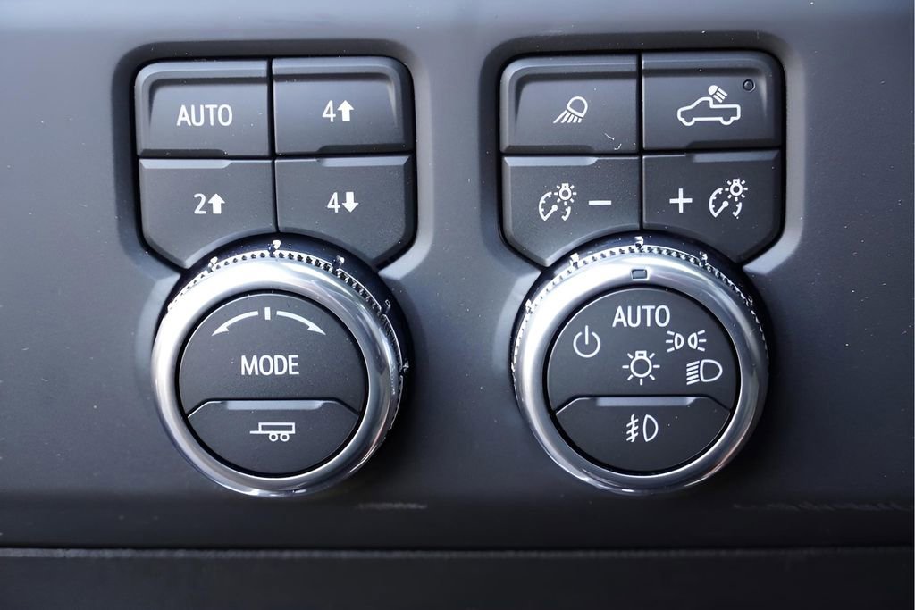 New 2026 GMC Sierra 2500 AT4 w/ AT4 Premium Plus Package image 15