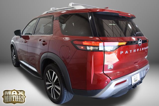 Used 2023 Nissan Pathfinder Platinum w/ Lighting Package (N93) image 3