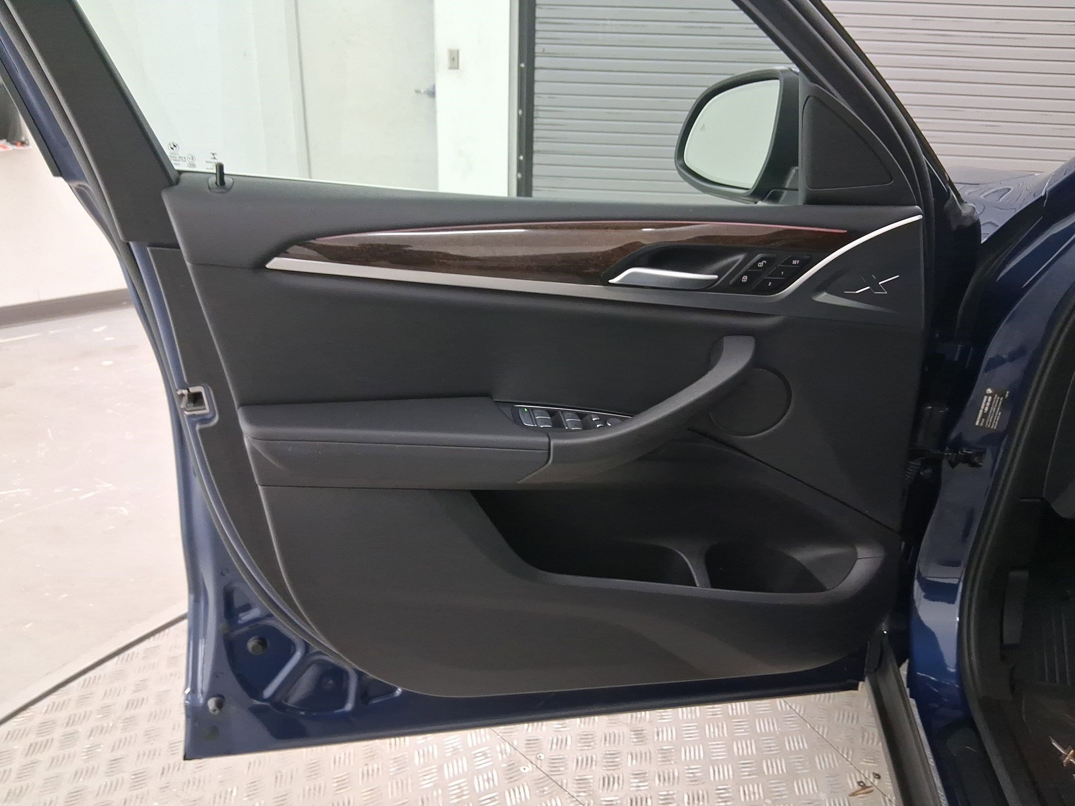 Certified 2023 BMW X4 xDrive30i image 21