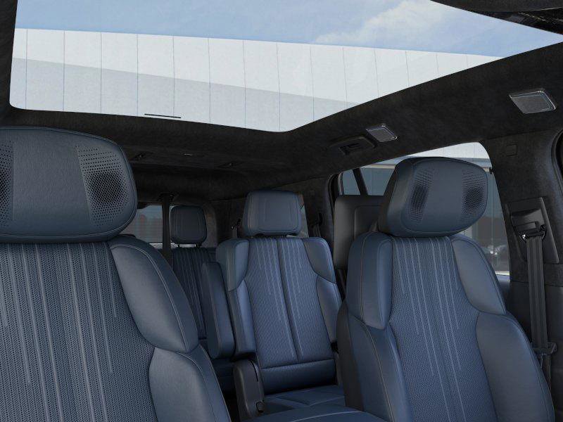 New 2025 Cadillac Escalade IQ Luxury 2 image 25