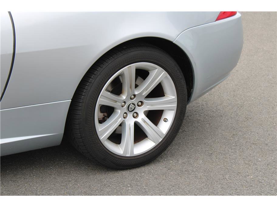 Used 2007 Jaguar XK Convertible RWD image 11