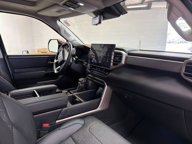 Used 2024 Toyota Tundra Limited image 21