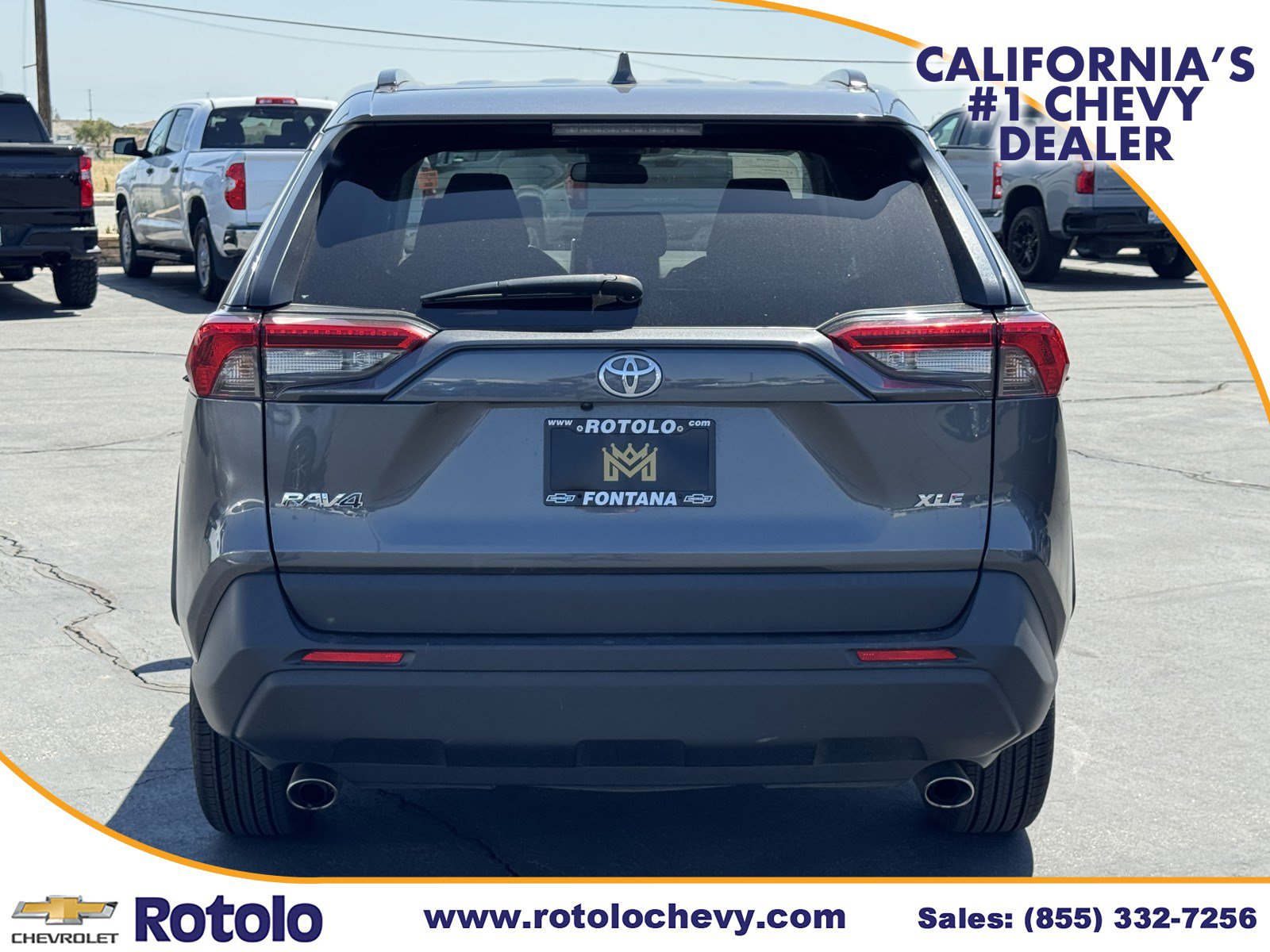 Used 2024 Toyota RAV4 XLE FWD image 5