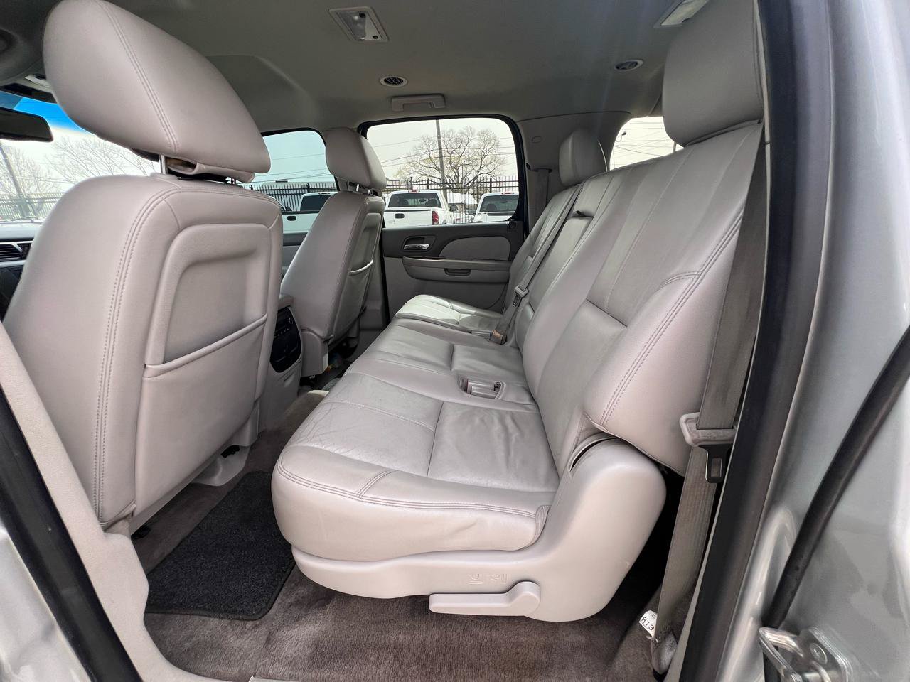 Used 2013 GMC Yukon XL SLT RWD image 29