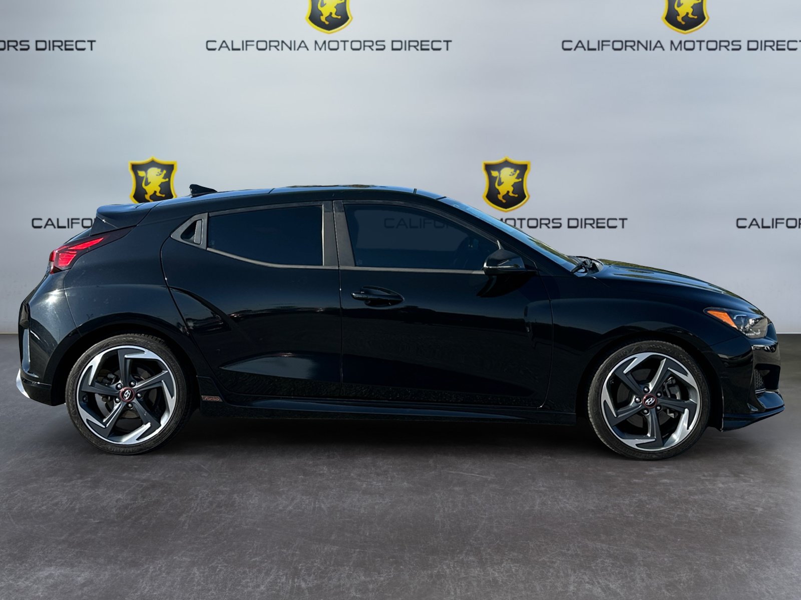 Used 2020 Hyundai Veloster Turbo FWD image 6