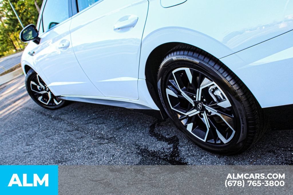 Used 2025 Hyundai Sonata SEL FWD image 14