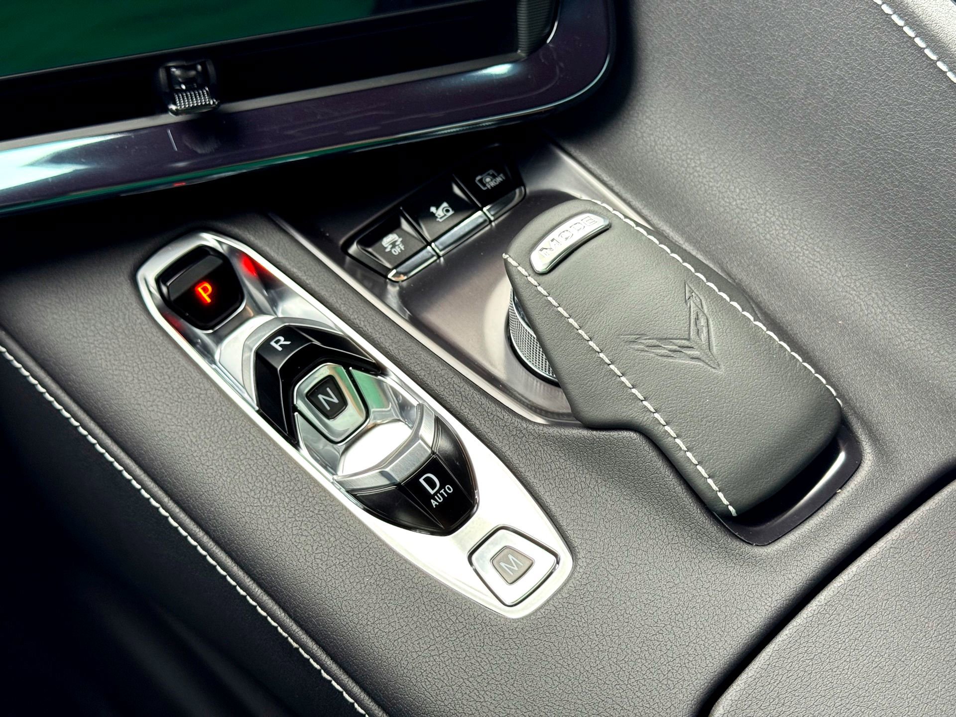 Used 2025 Chevrolet Corvette Z06 image 33