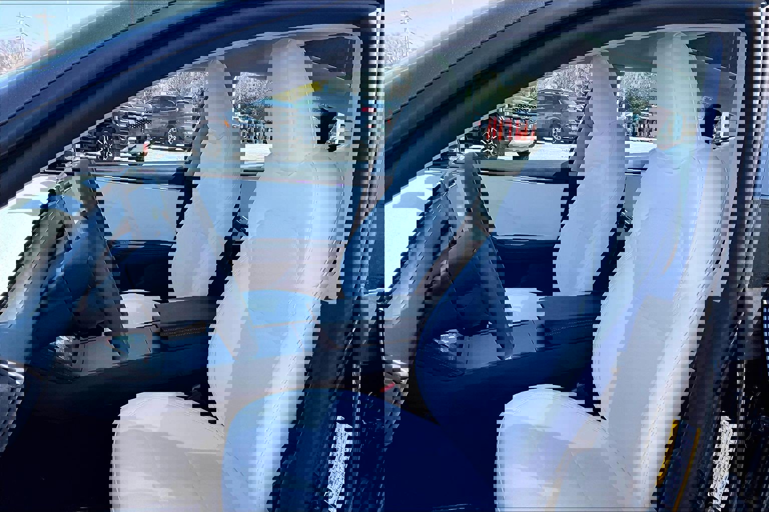 Used 2025 Tesla Model 3 Long Range image 22