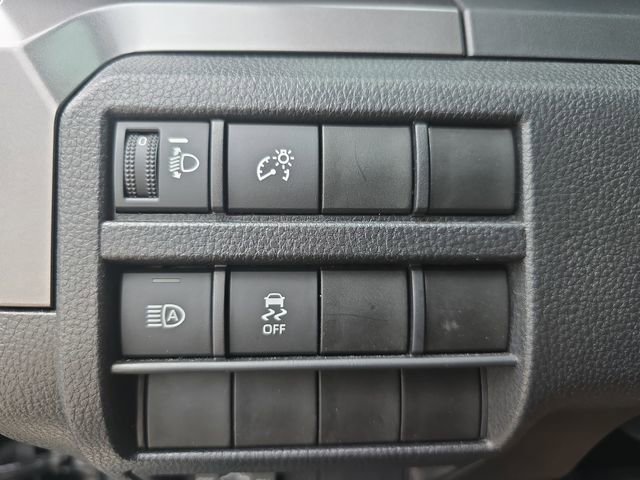 Used 2025 Toyota Tacoma SR5 image 25