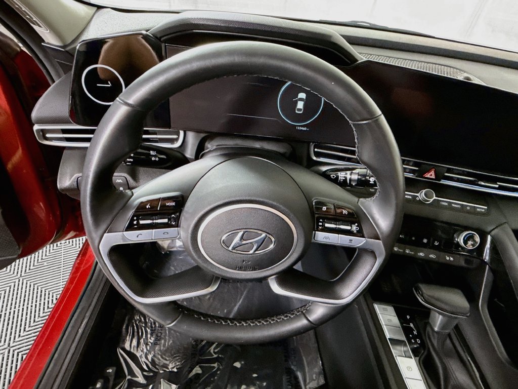 Used 2021 Hyundai Elantra Limited w/ Cargo Package FWD image 22