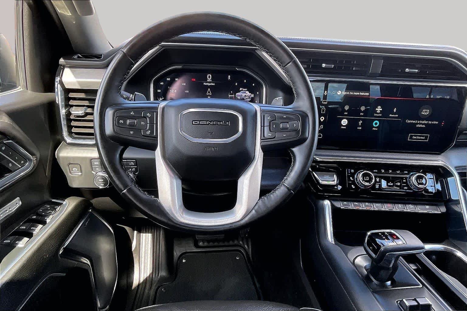 Used 2024 GMC Sierra 1500 Denali w/ Technology Package AWD/4WD image 6