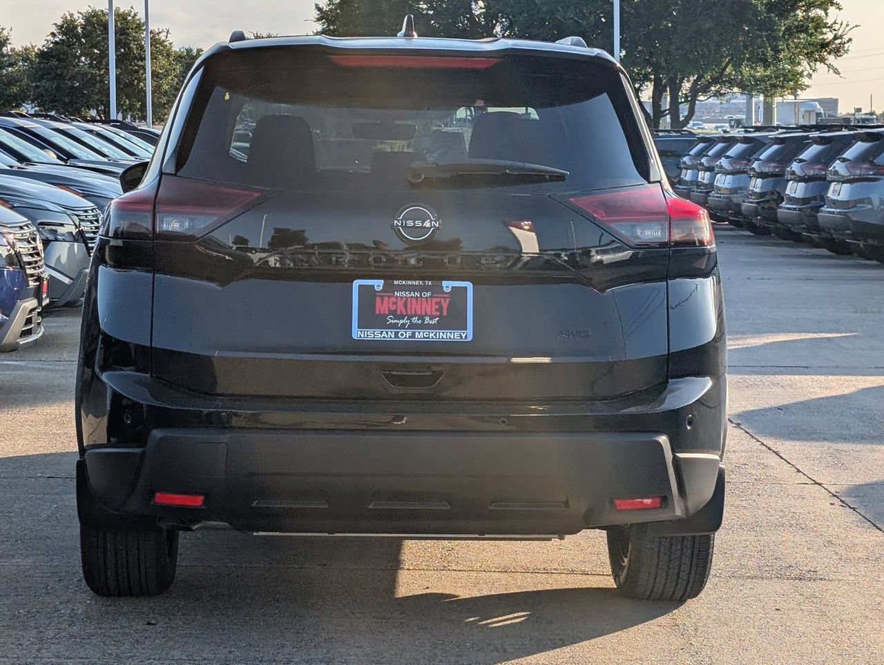 New 2026 Nissan Rogue Dark Armor AWD/4WD image 5