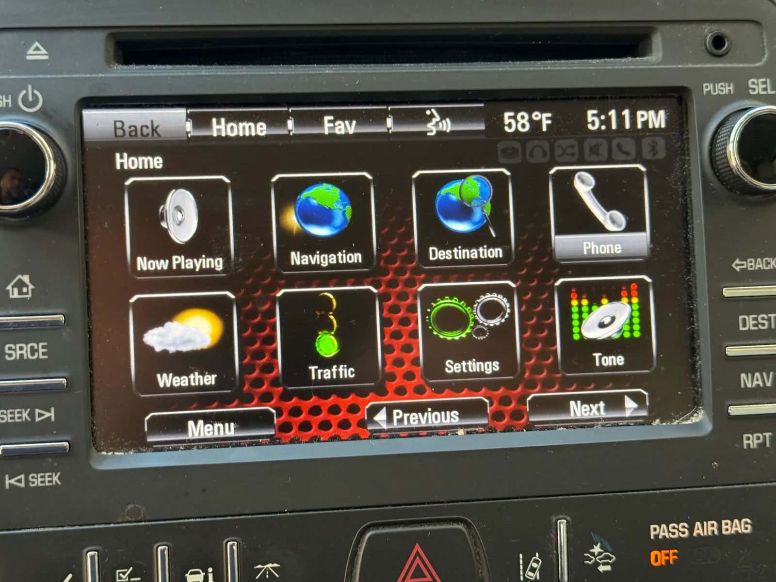 Used 2015 GMC Acadia SLT image 30