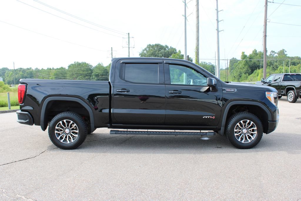Used 2022 GMC Sierra 1500 AT4 w/ AT4 Premium Package AWD/4WD image 18