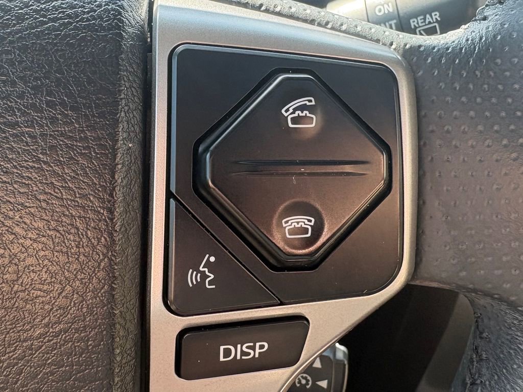 Used 2018 Toyota 4Runner SR5 Premium AWD/4WD image 8