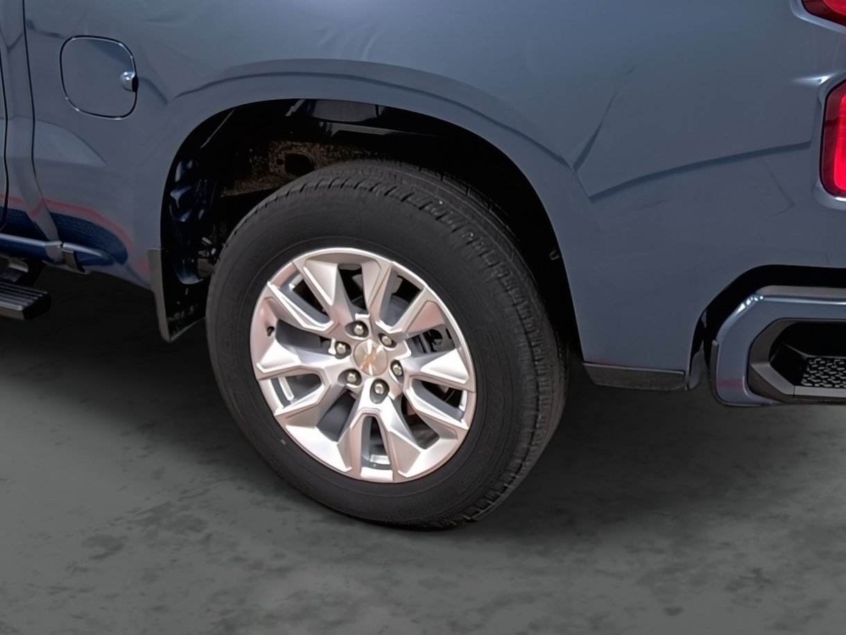 Used 2024 Chevrolet Silverado 1500 Custom AWD/4WD image 9
