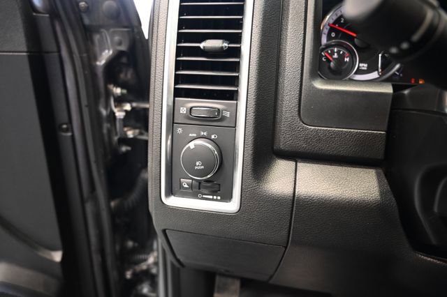 Used 2022 RAM 1500 Classic Warlock AWD/4WD image 23
