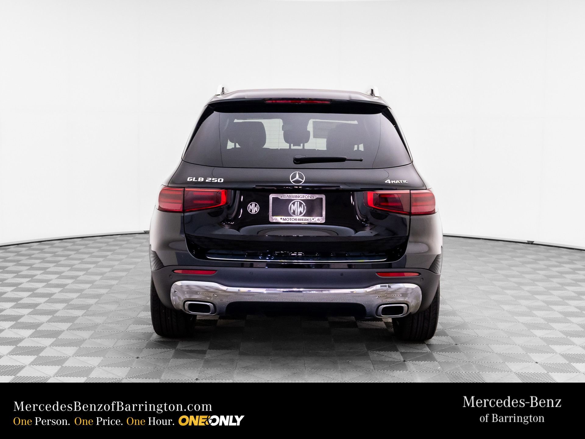 New 2026 Mercedes-Benz GLB 250 4MATIC image 4