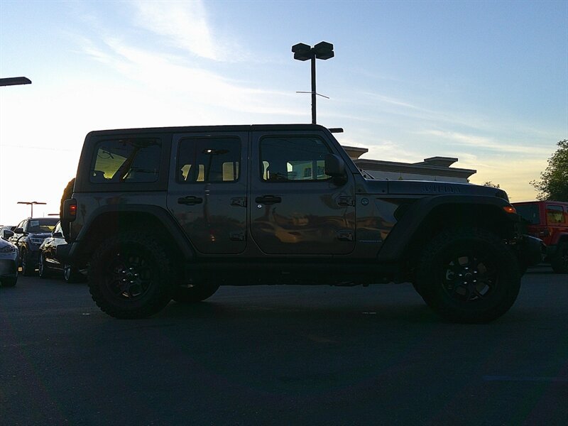 Used 2025 Jeep Wrangler Unlimited Sport S 4xe AWD/4WD image 9