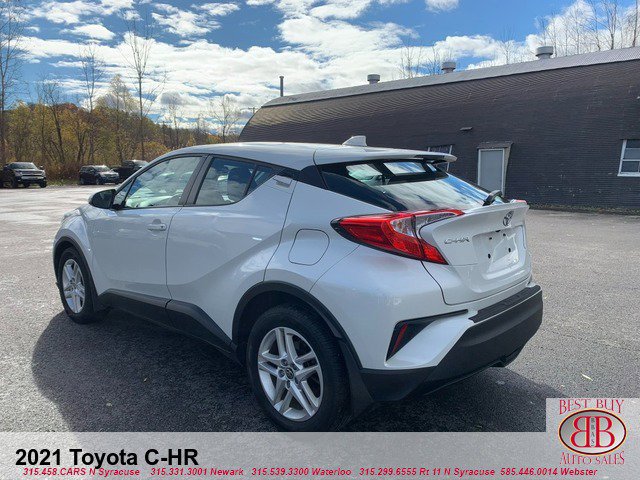 Used 2021 Toyota C-HR XLE image 4
