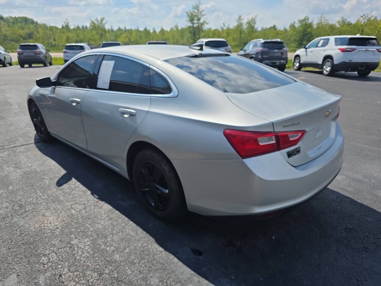 Used 2021 Chevrolet Malibu LS FWD image 8