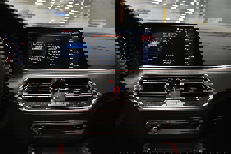 Used 2020 BMW X6 sDrive40i w/ Executive Package image 31