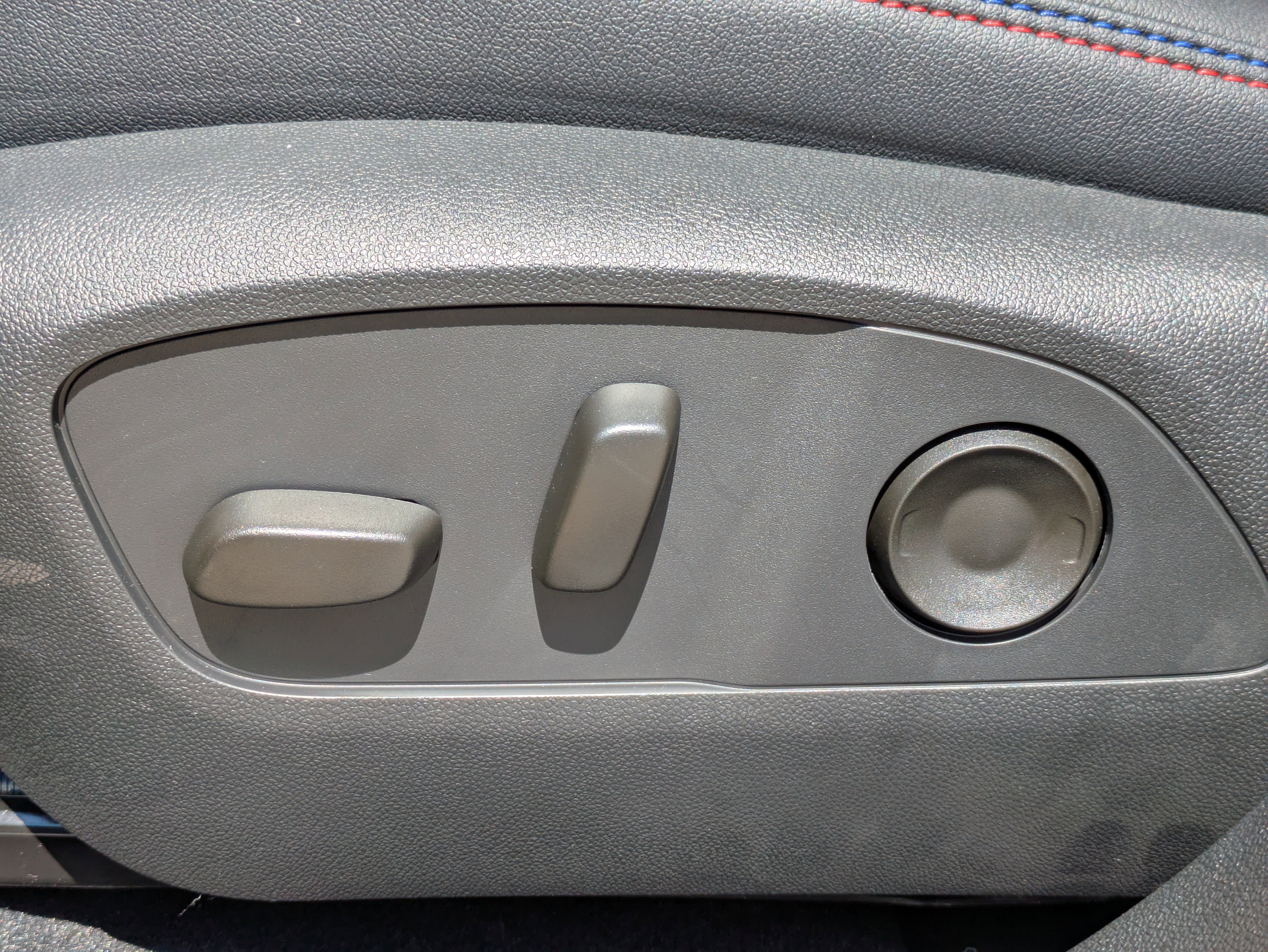 New 2025 Chevrolet Equinox EV RS image 14