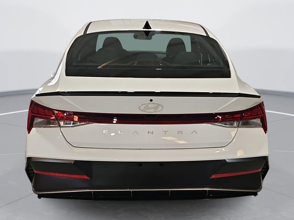 New 2026 Hyundai Elantra SEL Sport image 8
