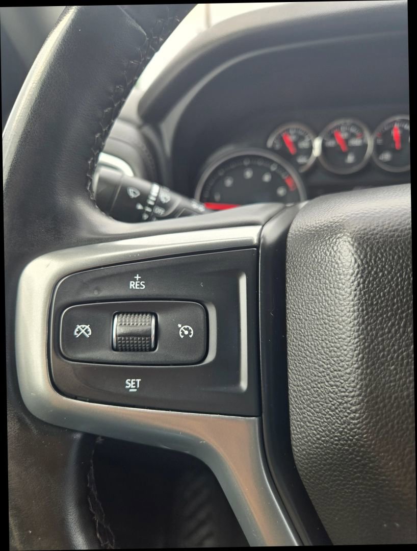 Used 2023 Chevrolet Silverado 3500 LT image 24