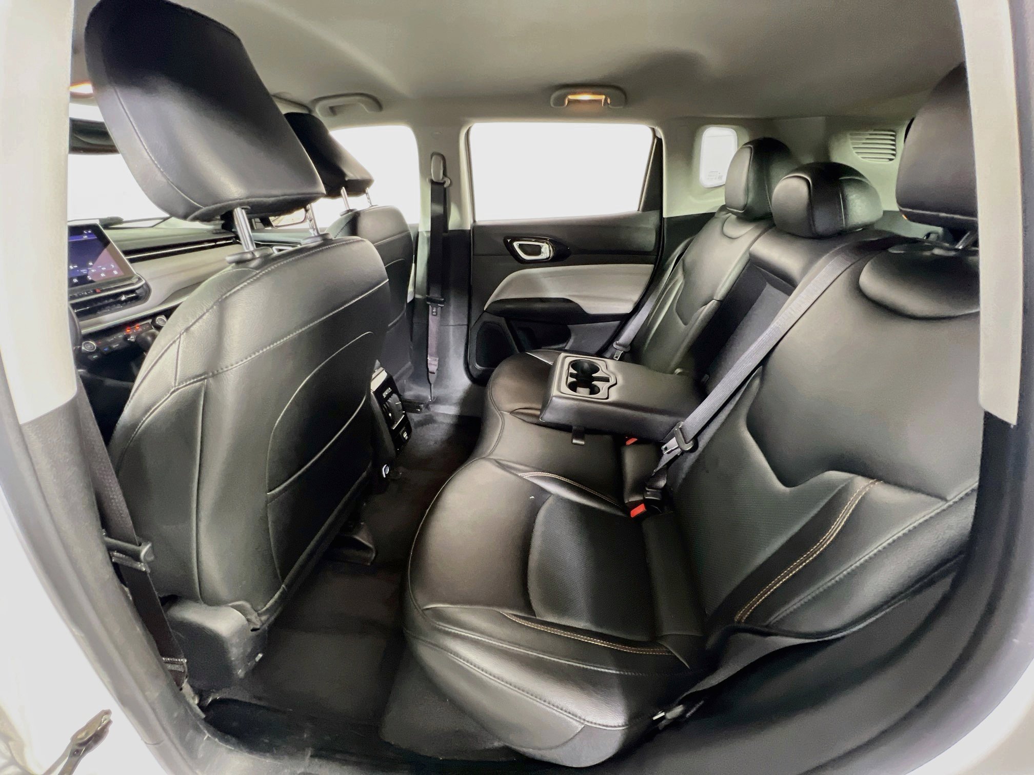 Used 2022 Jeep Compass Limited image 22