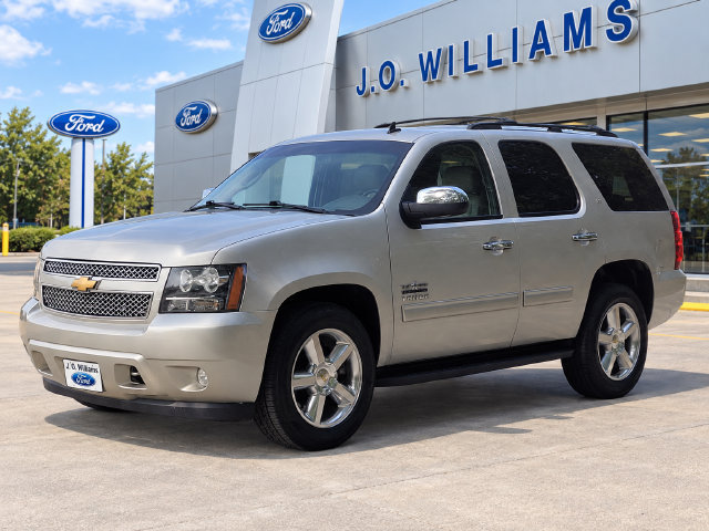 Used 2013 Chevrolet Tahoe LT w/ Texas Edition RWD image 3