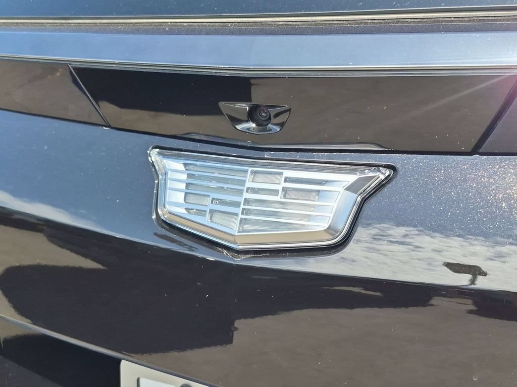 Certified 2026 Cadillac Vistiq Luxury w/ LPO, Floor Liner Package AWD/4WD image 31