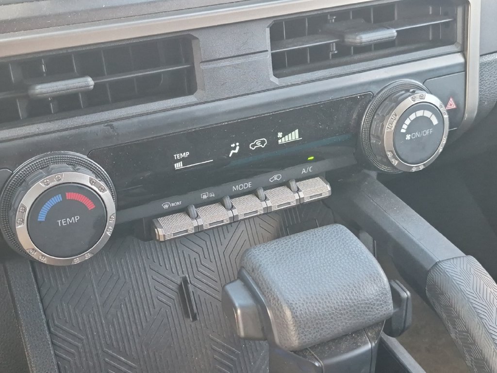Certified 2025 Toyota 4Runner SR5 AWD/4WD image 21