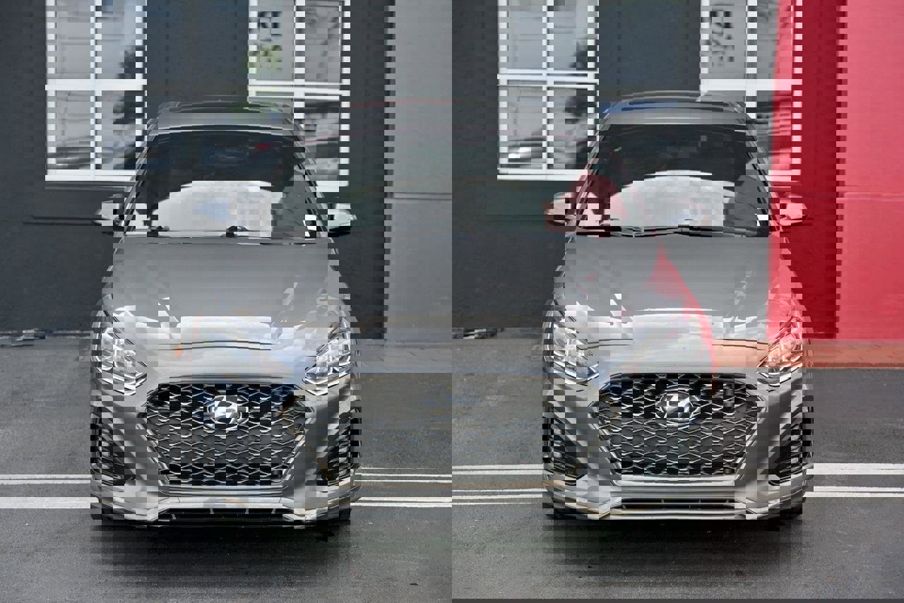 Used 2019 Hyundai Sonata Sport w/ Winter Weather Package image 2