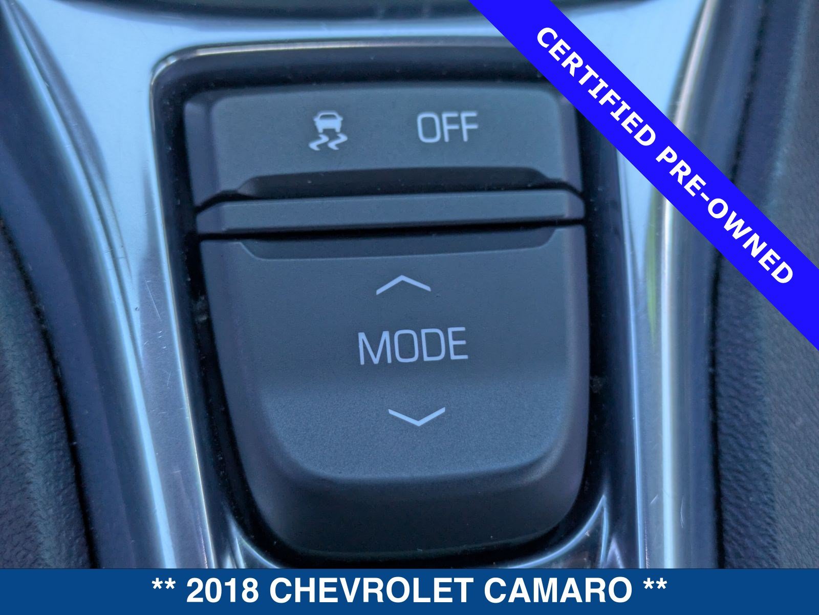 Used 2018 Chevrolet Camaro LT RWD image 27