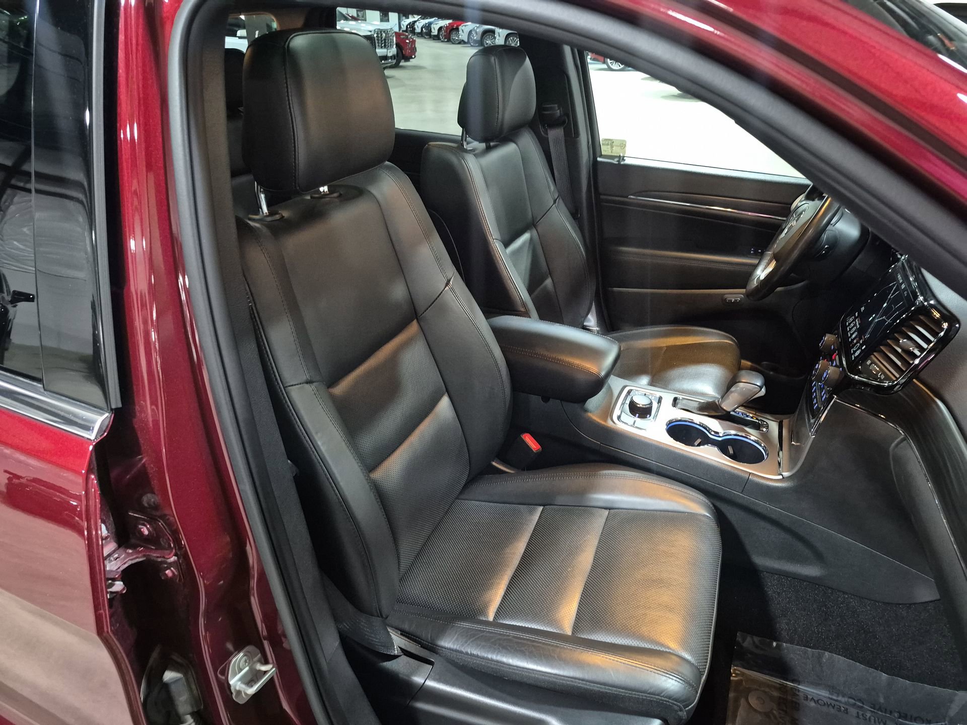 Used 2021 Jeep Grand Cherokee Limited w/ Luxury Group II AWD/4WD image 29