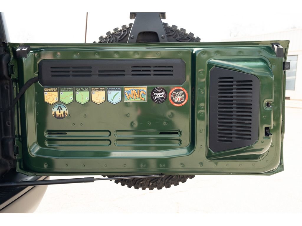 Used 2024 Ford Bronco Everglades image 30